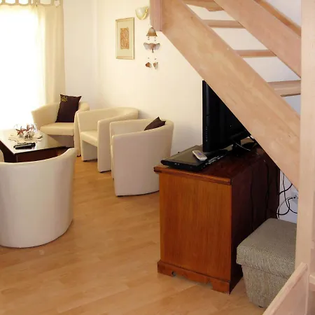 Apartment Ana - Omi109